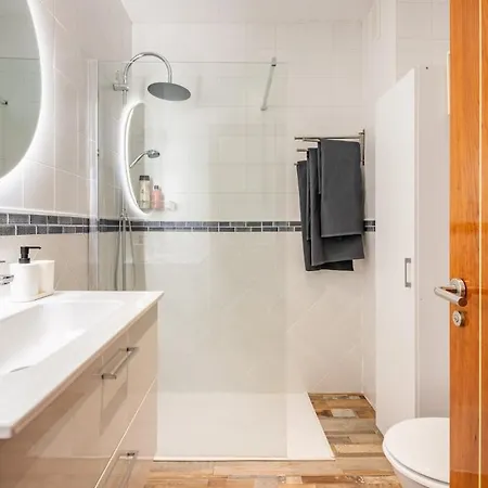 Apartment Loft Con Parking Gratis Frente Palacio Congresos *